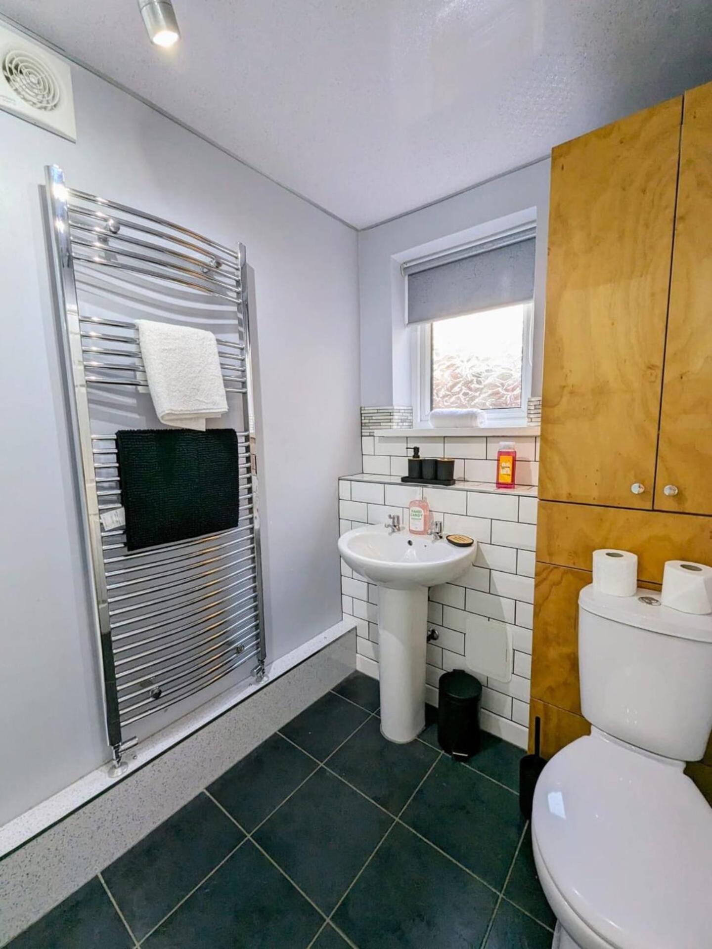 Spacious And Homey 4 Bedroom House Bishop Auckland Exterior foto